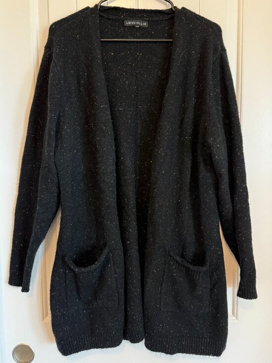 love ellie Sweaters - Love Ellie soft black cardigan with an open front and two nice pockets.